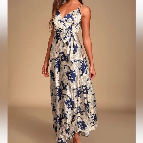 Tea Gardens Navy Blue Floral Print Satin Lulus Maxi Dres - Picture 6 of 6